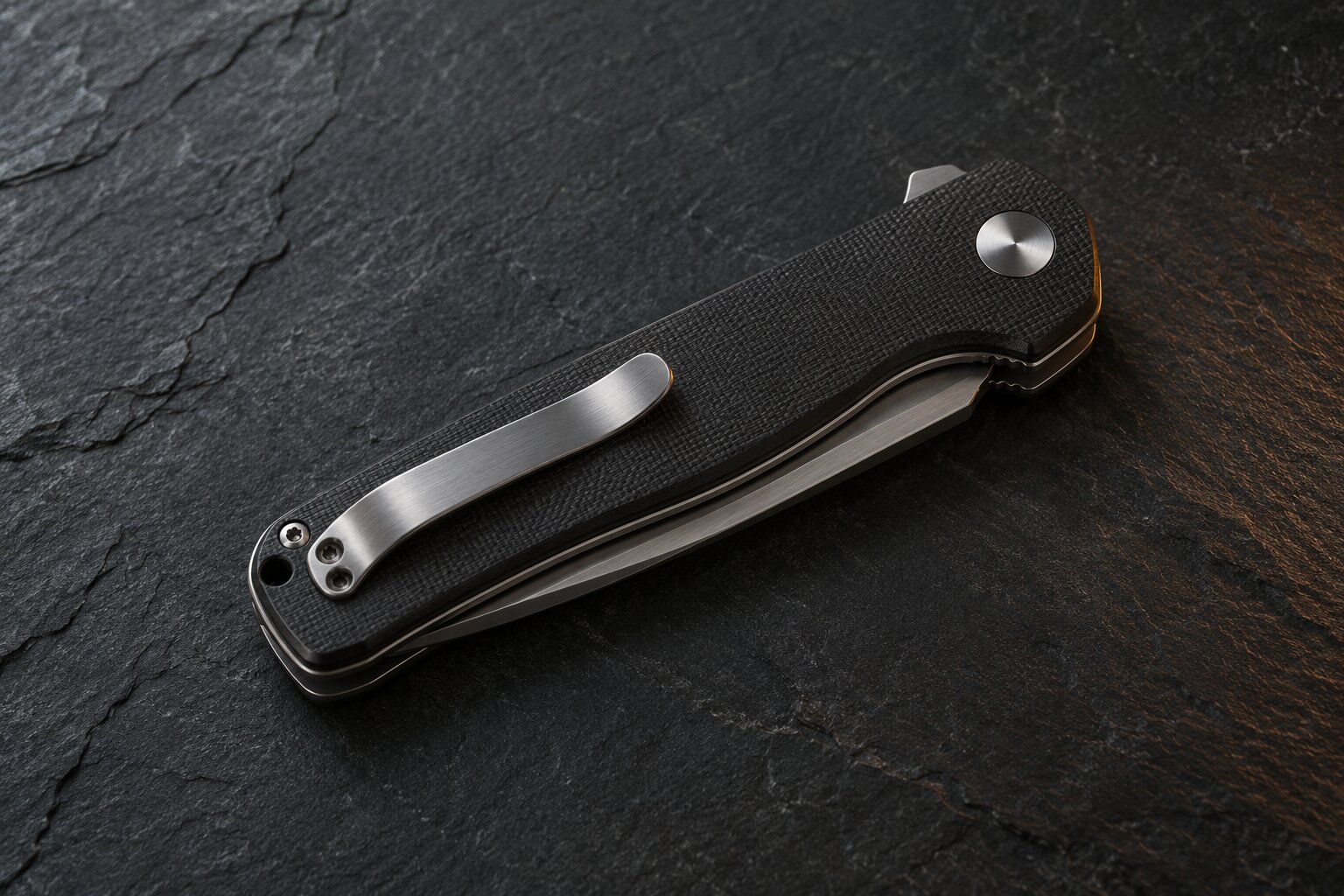Couteau pliant M390, bien choisir cet acier au quotidien